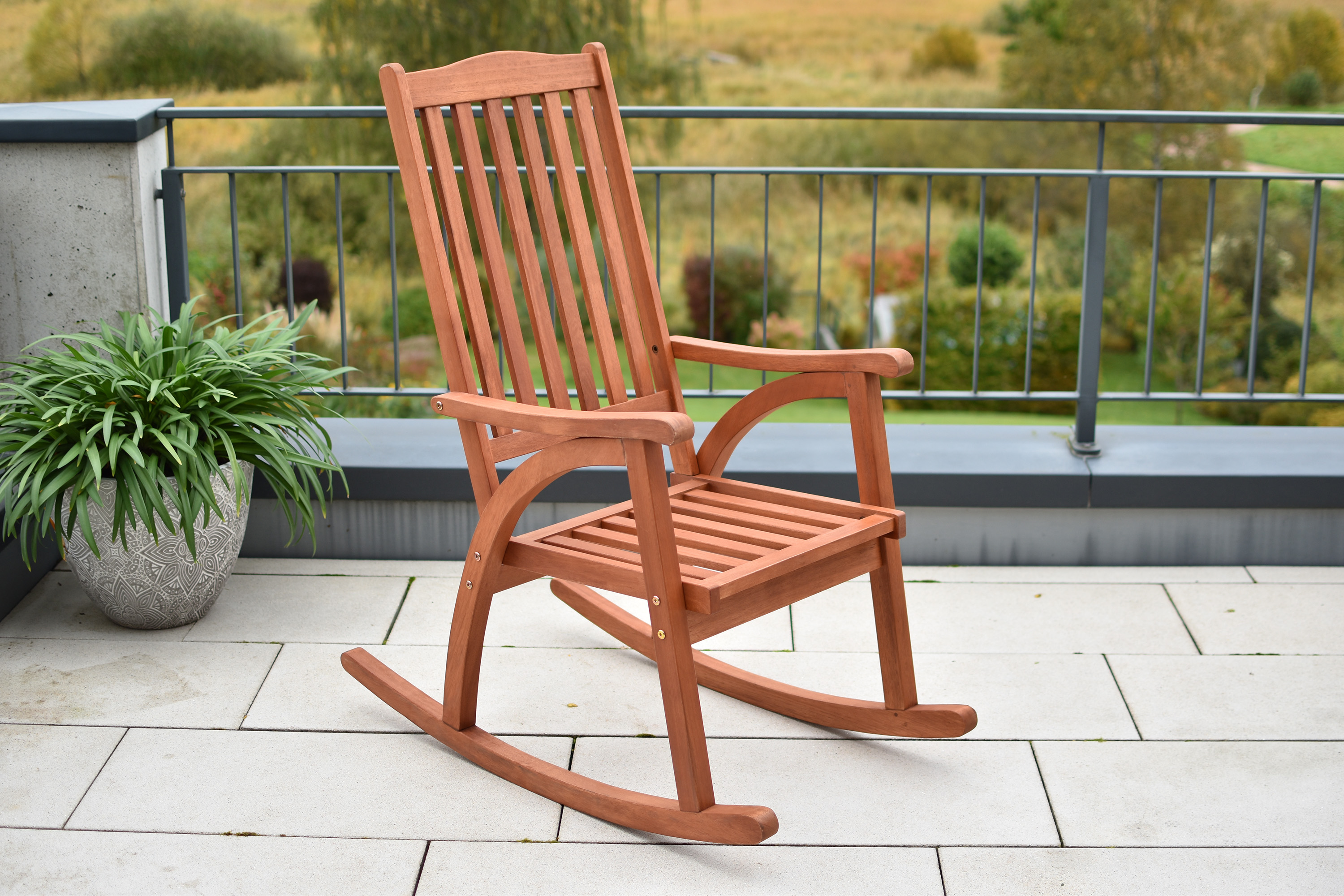 Schaukelstuhl Set, 1 Schaukelstuhl, 1 Stehtablett
