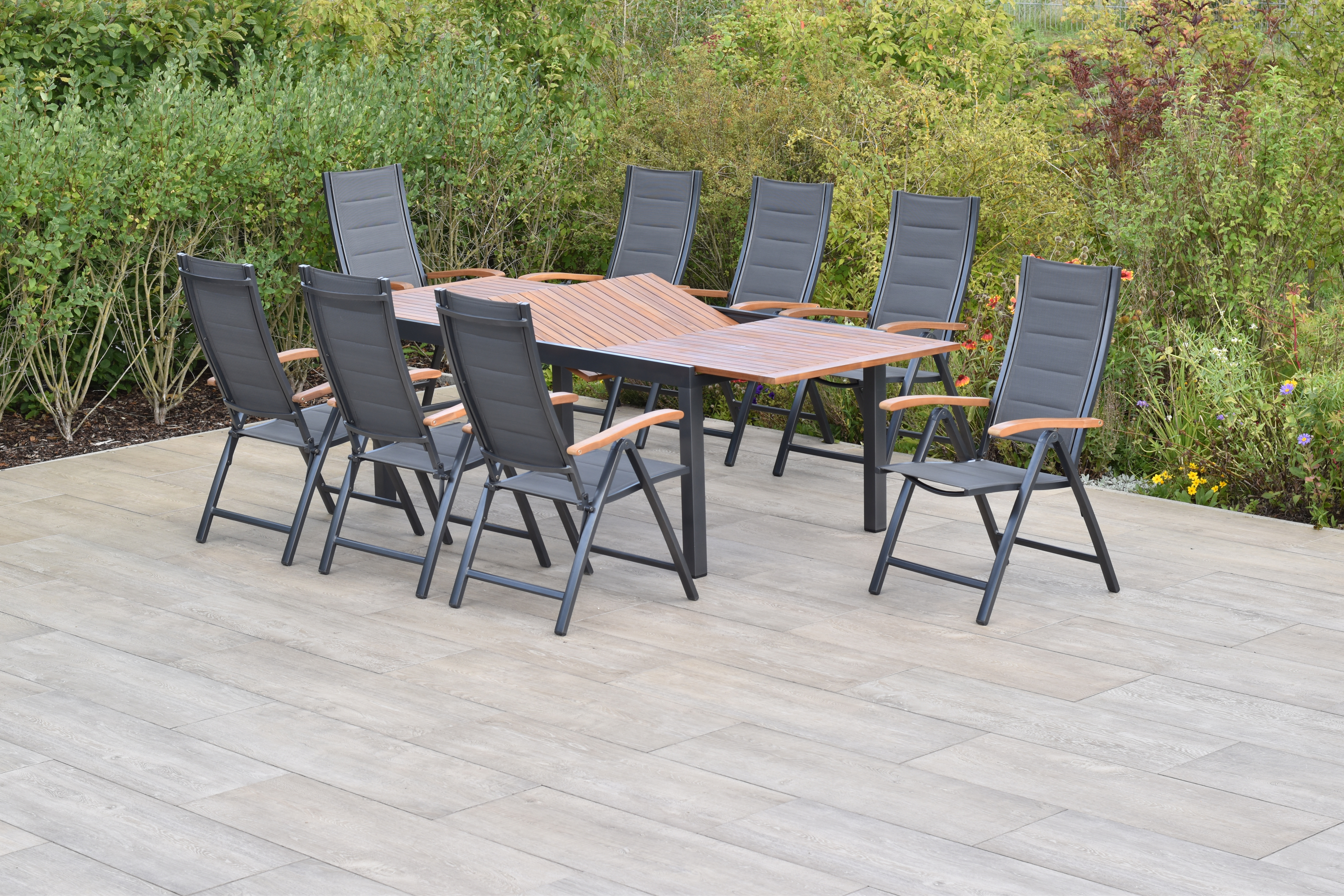 50826-307-2 Paxos Set, 9tlg., 8 Klappsessel, Ausziehtisch 180/250 x 100 cm, graphit