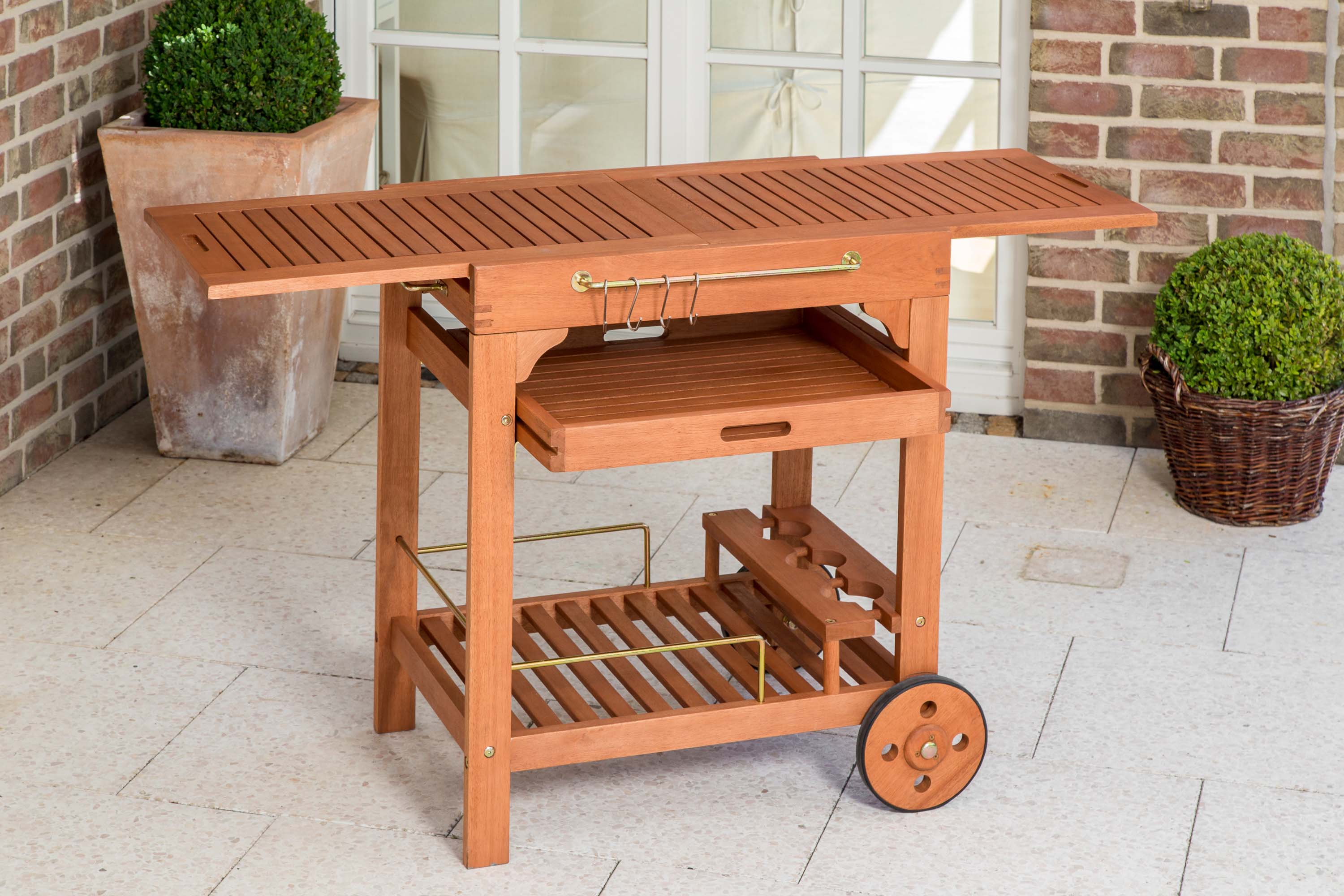 Multifunktionsbarwagen