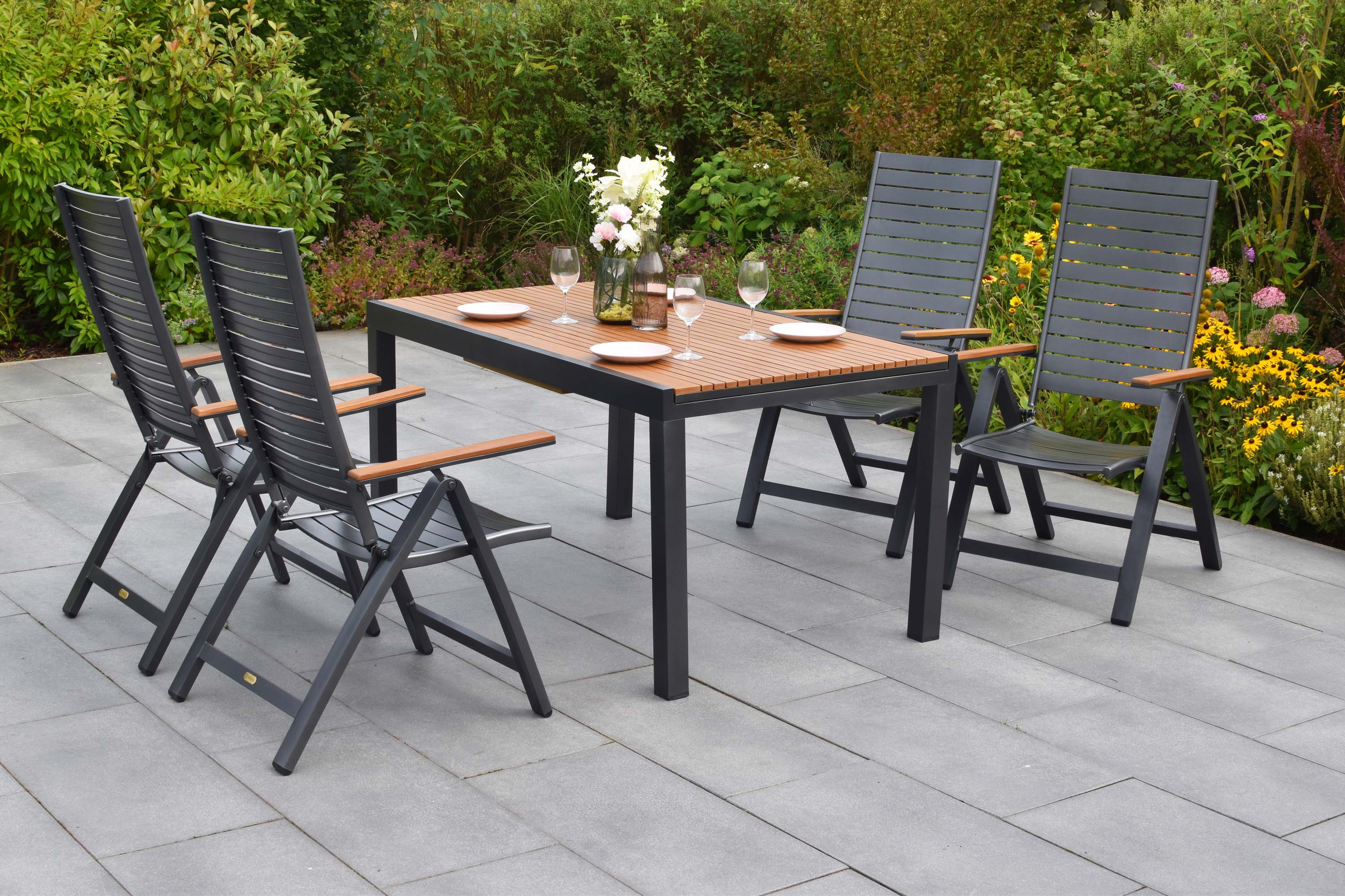 Astros Set 5tlg., 4 Klappsessel, Ausziehtisch, 150 (200) x 90 cm Astros Set 5tlg., 4 Klappsessel, Ausziehtisch, 150 (200) x 90 cm