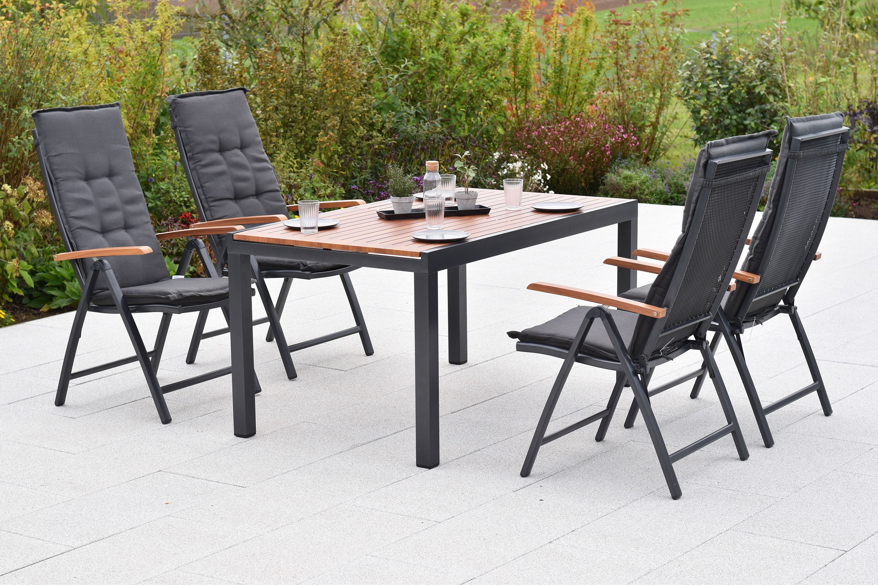 Thasos Set, 9tlg., inkl. Kissen, Ausziehtisch 150/200 x 90 cm Thasos Set, 9tlg., inkl. Kissen, Ausziehtisch 150/200 x 90 cm