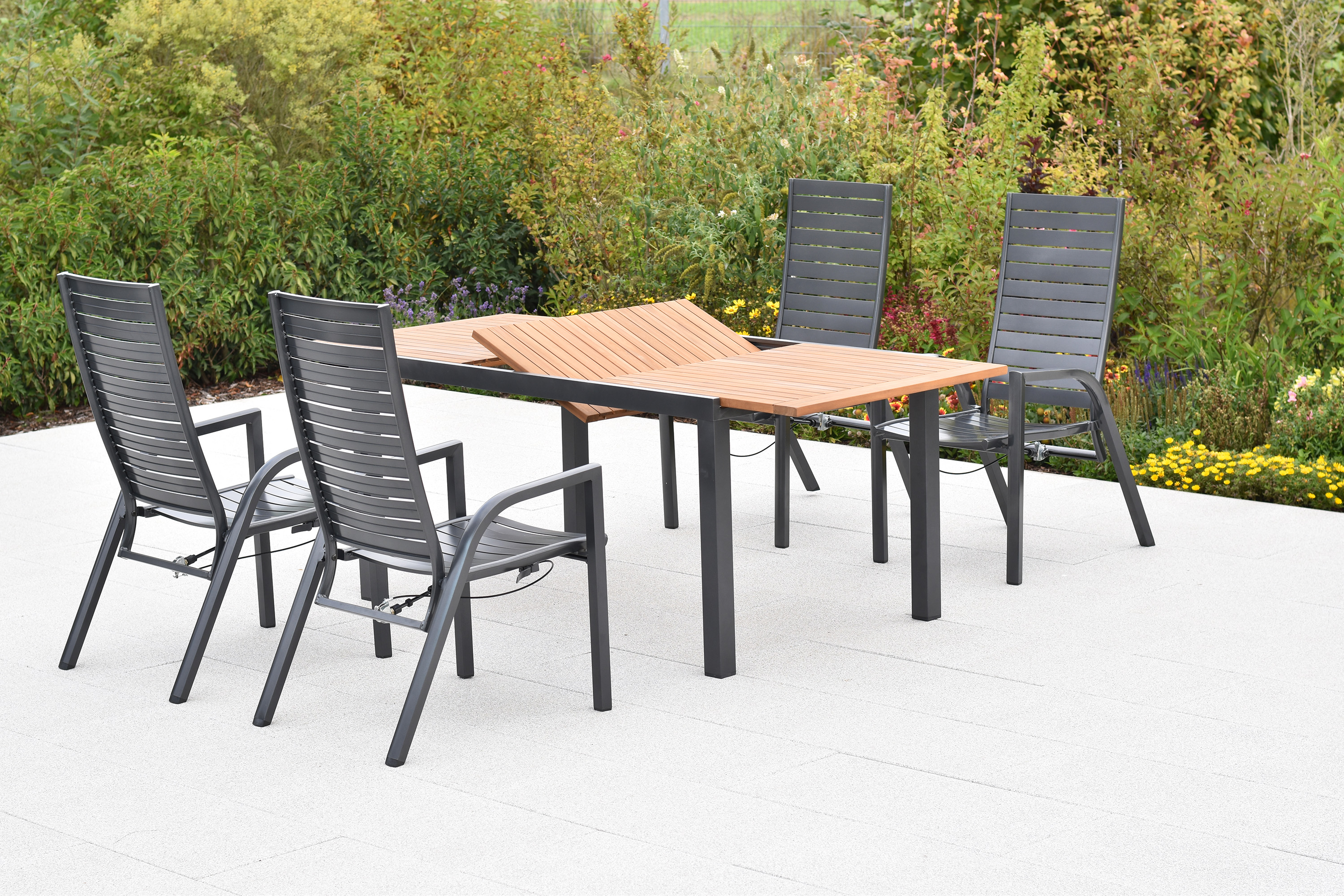 Siros Set, 5tlg., Ausziehtisch, 150/200 x 90 cm, Tischplatte aus Akazienholz Siros Set, 5tlg., Ausziehtisch, 150/200 x 90 cm, Tischplatte aus Akazienholz
