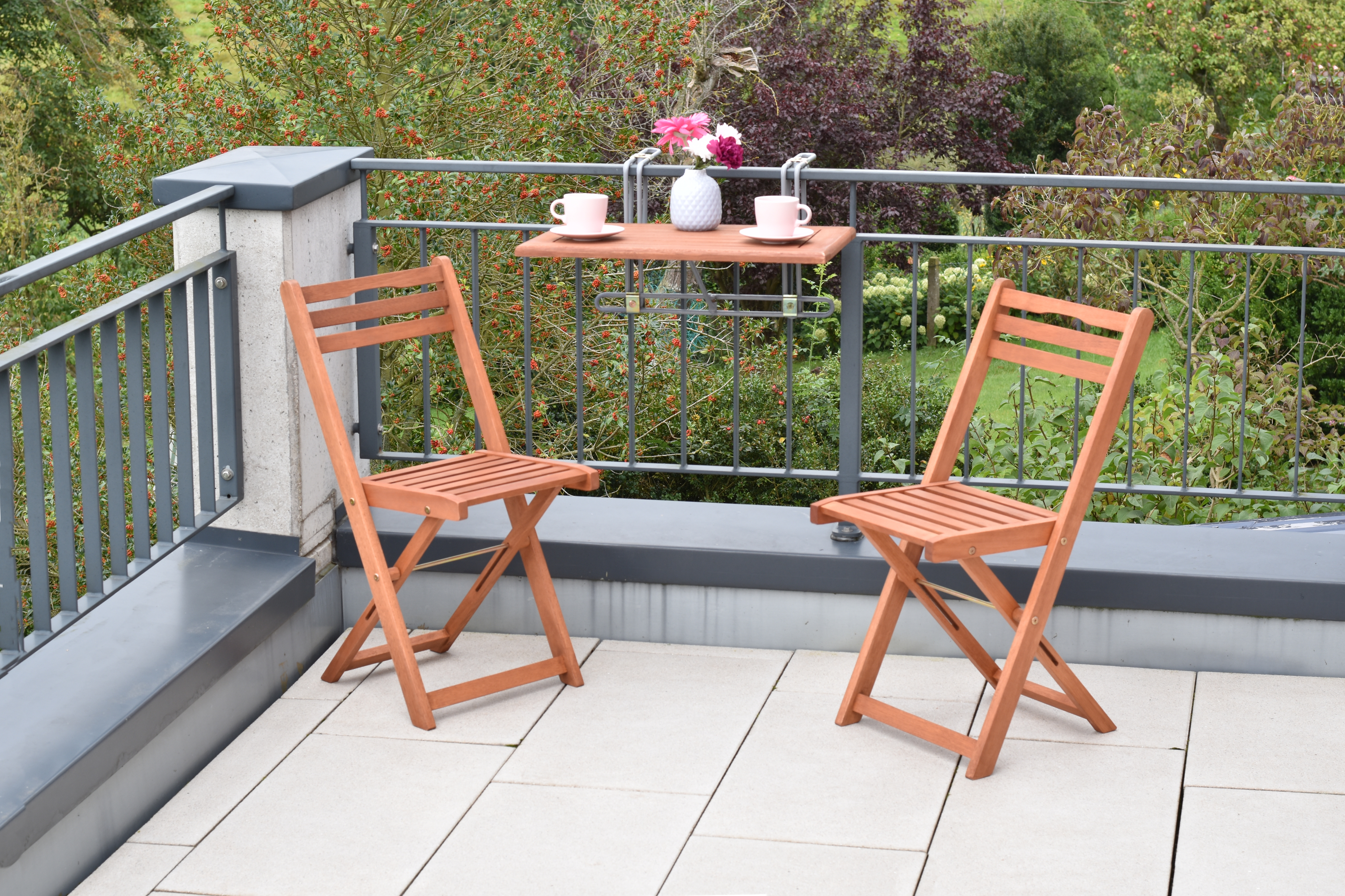 Porto Set, 3tlg., 2 Klappstühle, Balkonhängetisch 60 x 40 cm Porto Set, 3tlg., 2 Klappstühle, Balkonhängetisch 60 x 40 cm