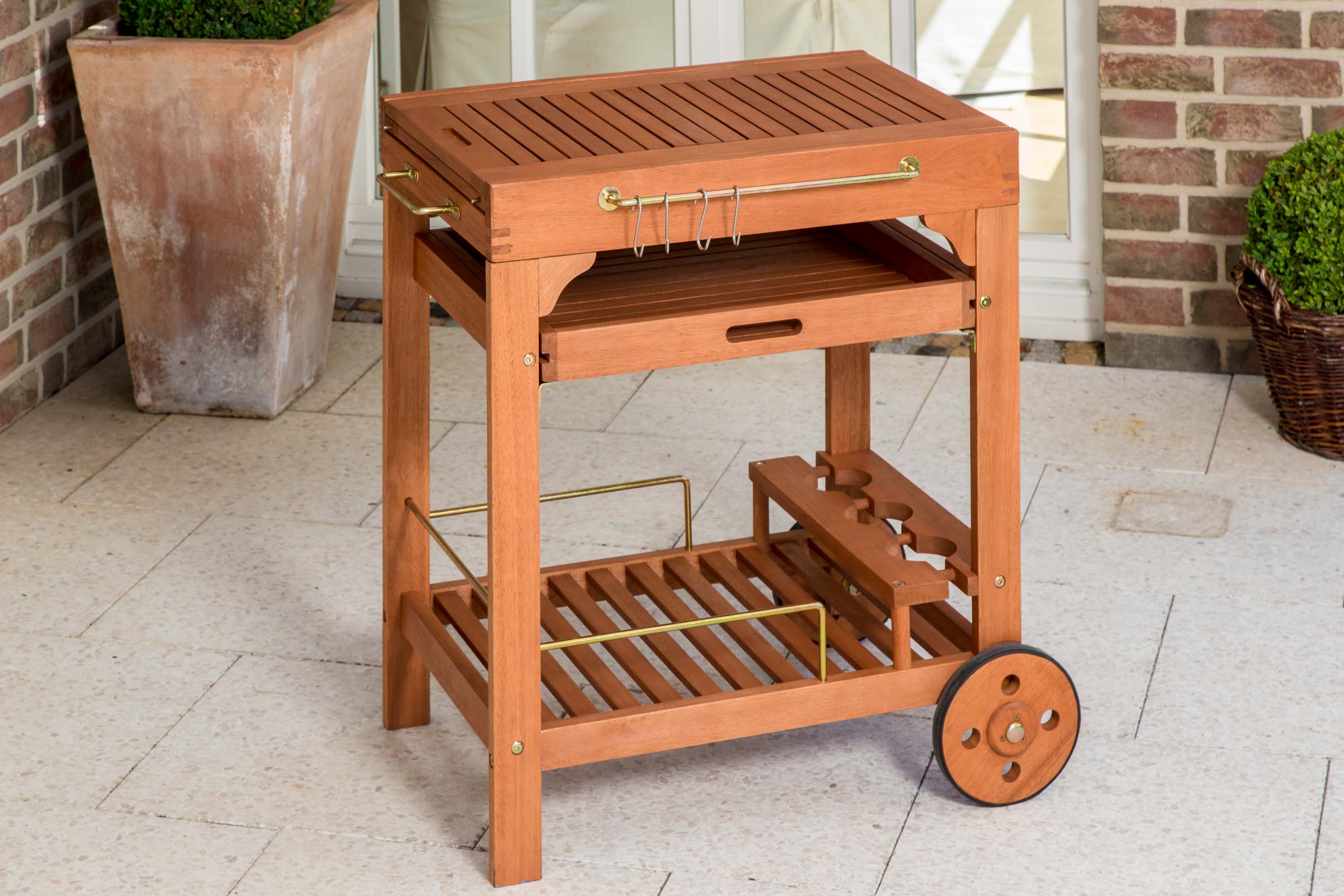 Multifunktionsbarwagen