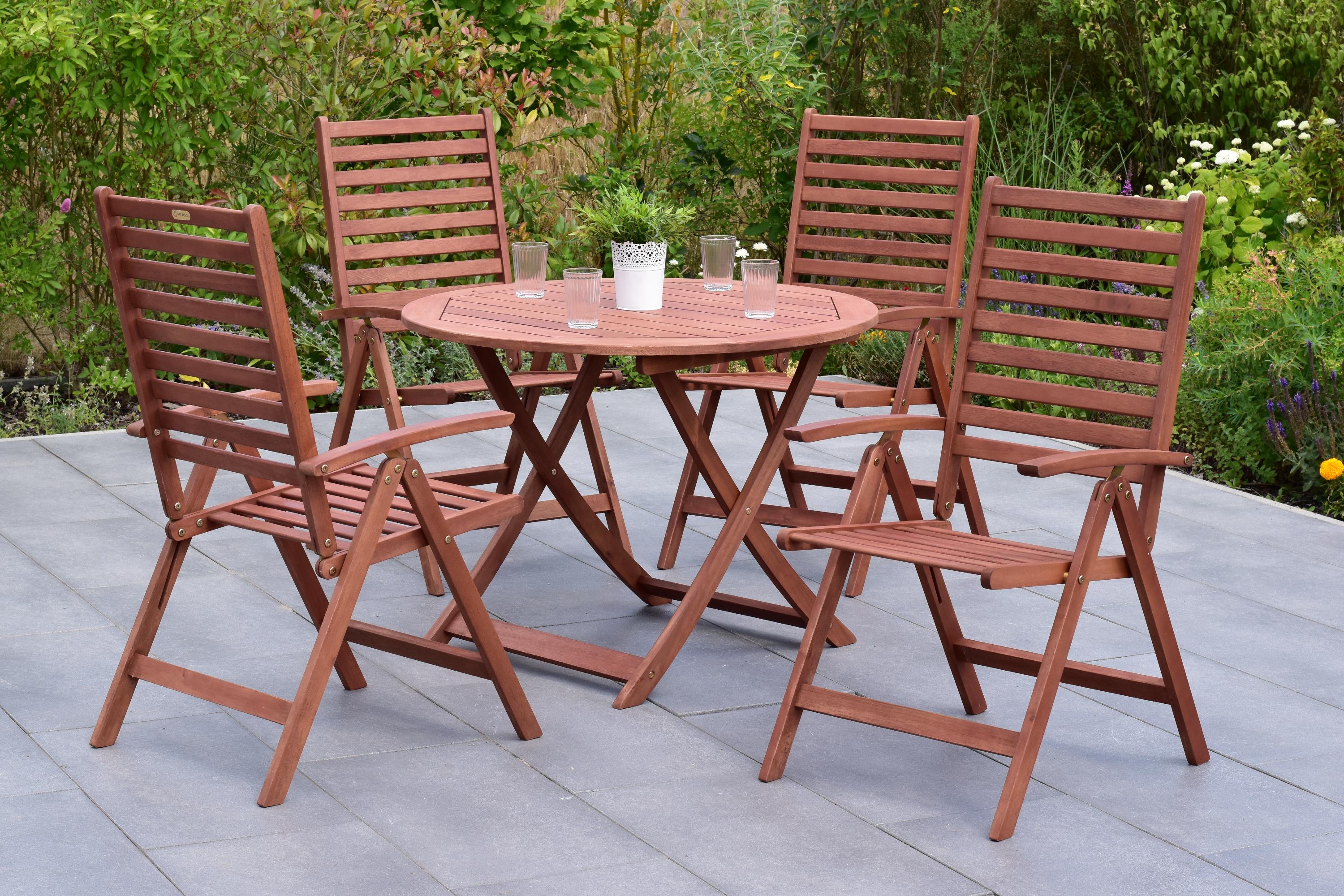 Bahia Set, 5tlg., 4 Klappsessel, Tisch Ø 100 cm Bahia Set, 5tlg., 4 Klappsessel, Tisch Ø 100 cm