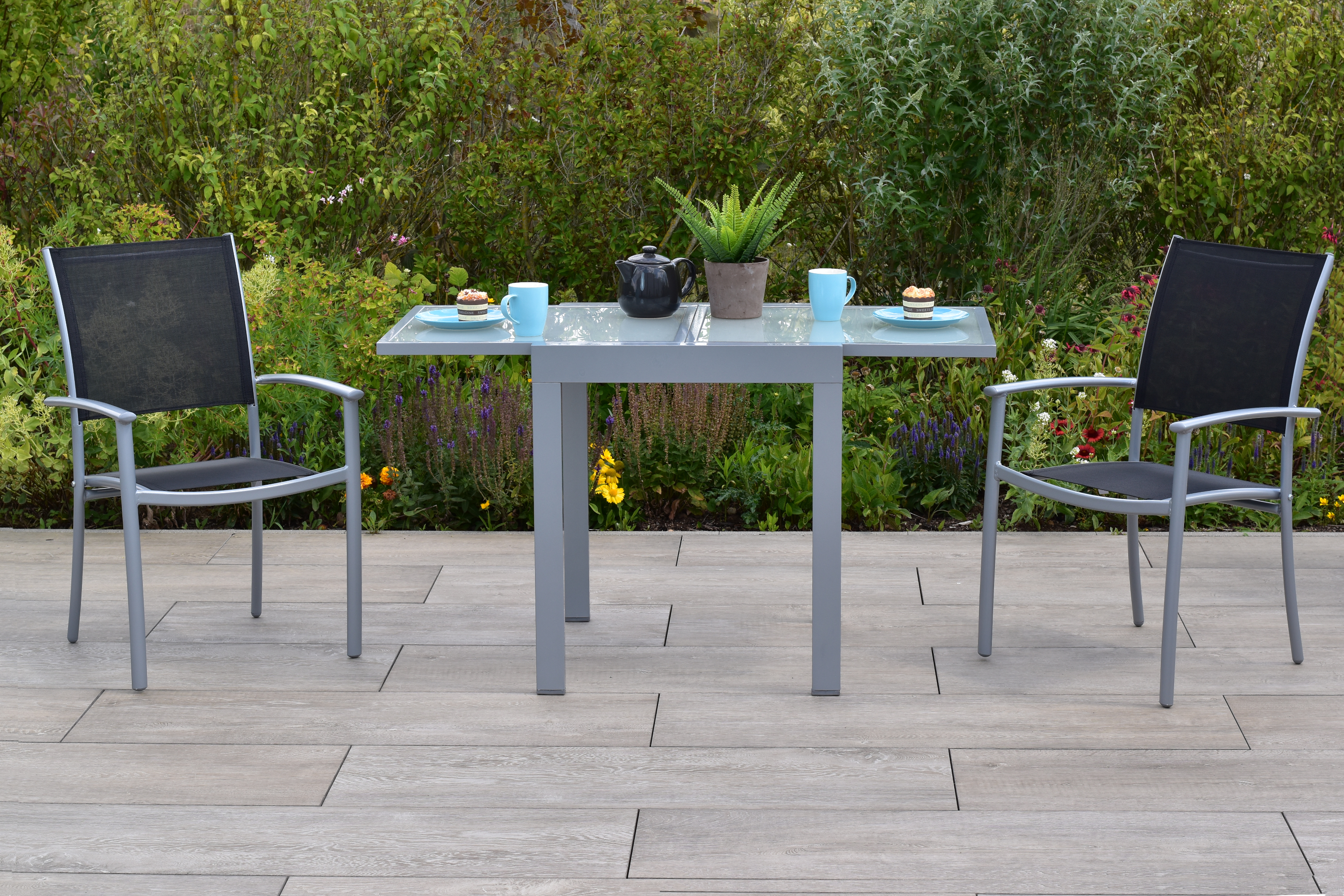 50882-317-2 Milano Set, 3tlg., 2 Stapelsessel, Balkonausziehtisch 65/130 x 65 cm, silber/schwarz