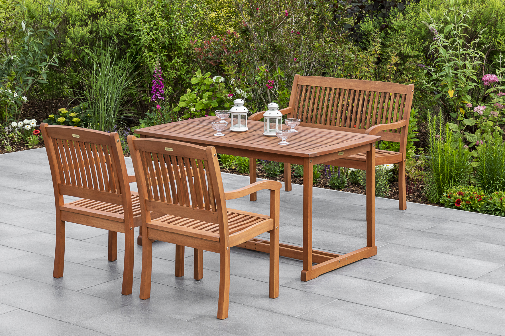 Maracaibo Set, 7tlg., 2 Sessel, 1 Bank 2-sitzig, Tisch 140 x 80 cm, inkl. Kissen Maracaibo Set, 7tlg., 2 Sessel, 1 Bank 2-sitzig, Tisch 140 x 80 cm, inkl. Kissen