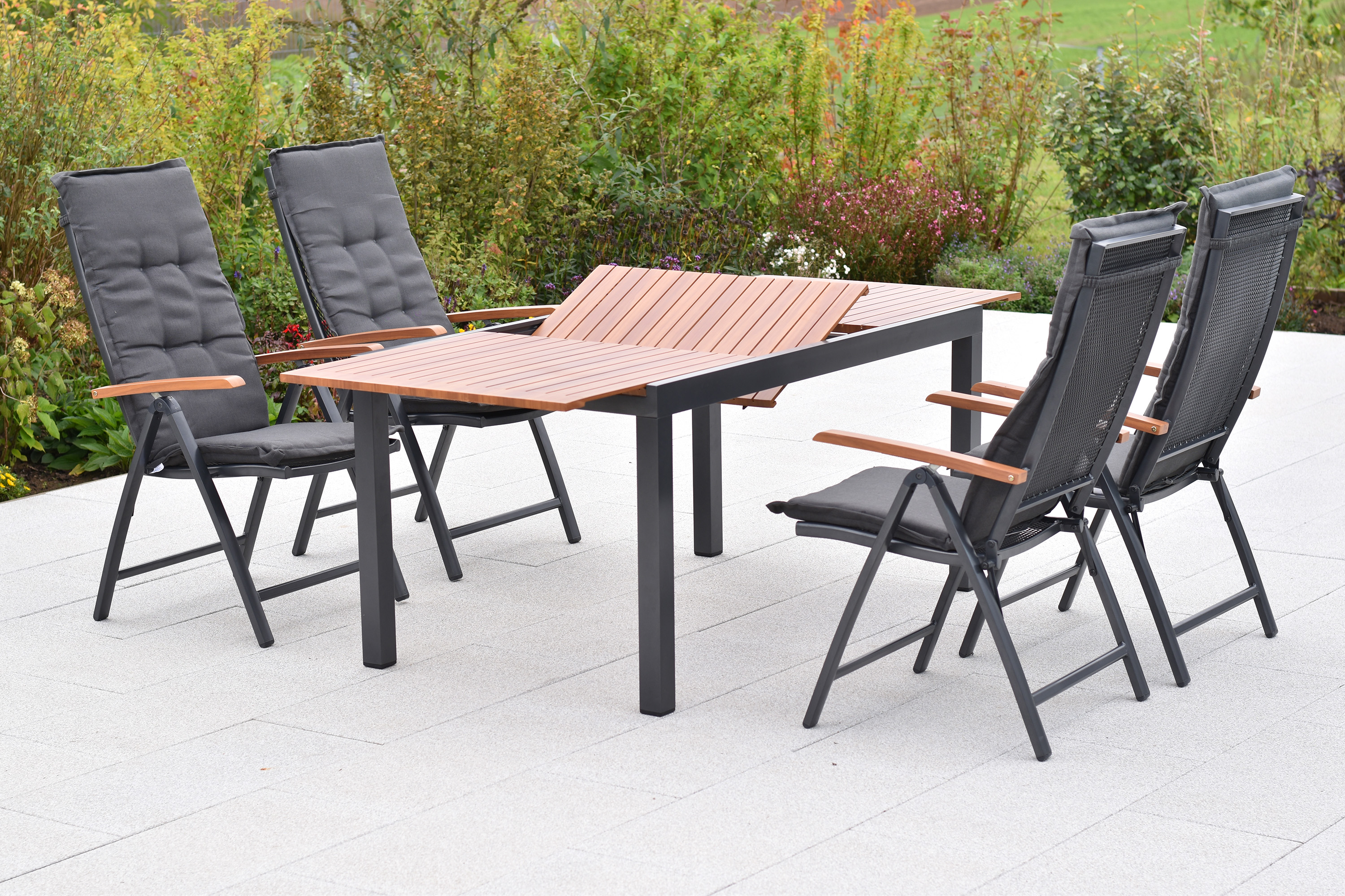 Thasos Set, 9tlg., inkl. Kissen, Ausziehtisch 150/200 x 90 cm Thasos Set, 9tlg., inkl. Kissen, Ausziehtisch 150/200 x 90 cm