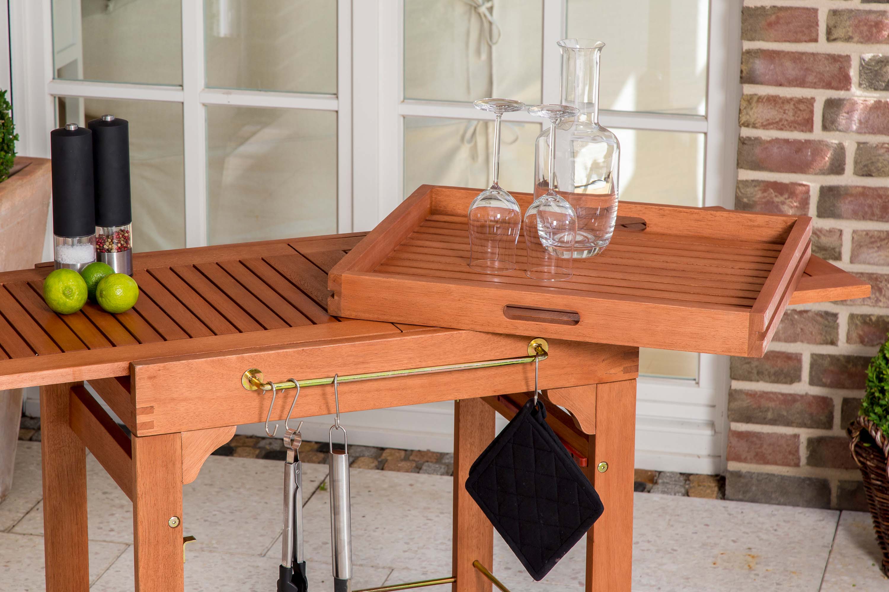 Multifunktionsbarwagen