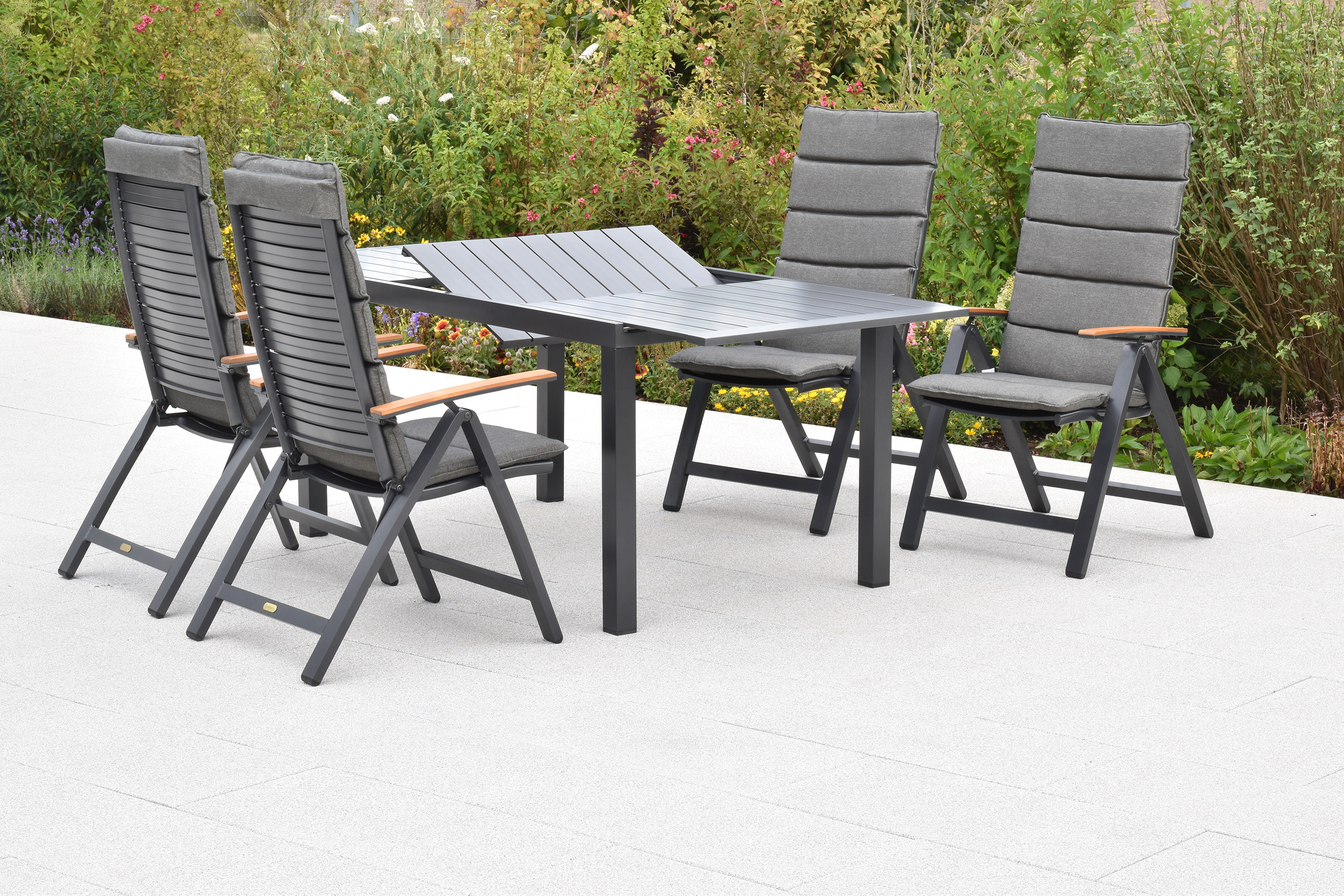 Astros Set, 5tlg., Ausziehtisch, inkl. Kissen, 150/200 x 90 cm, Tischplatte aus Aluminium, inkl. Kissen, 