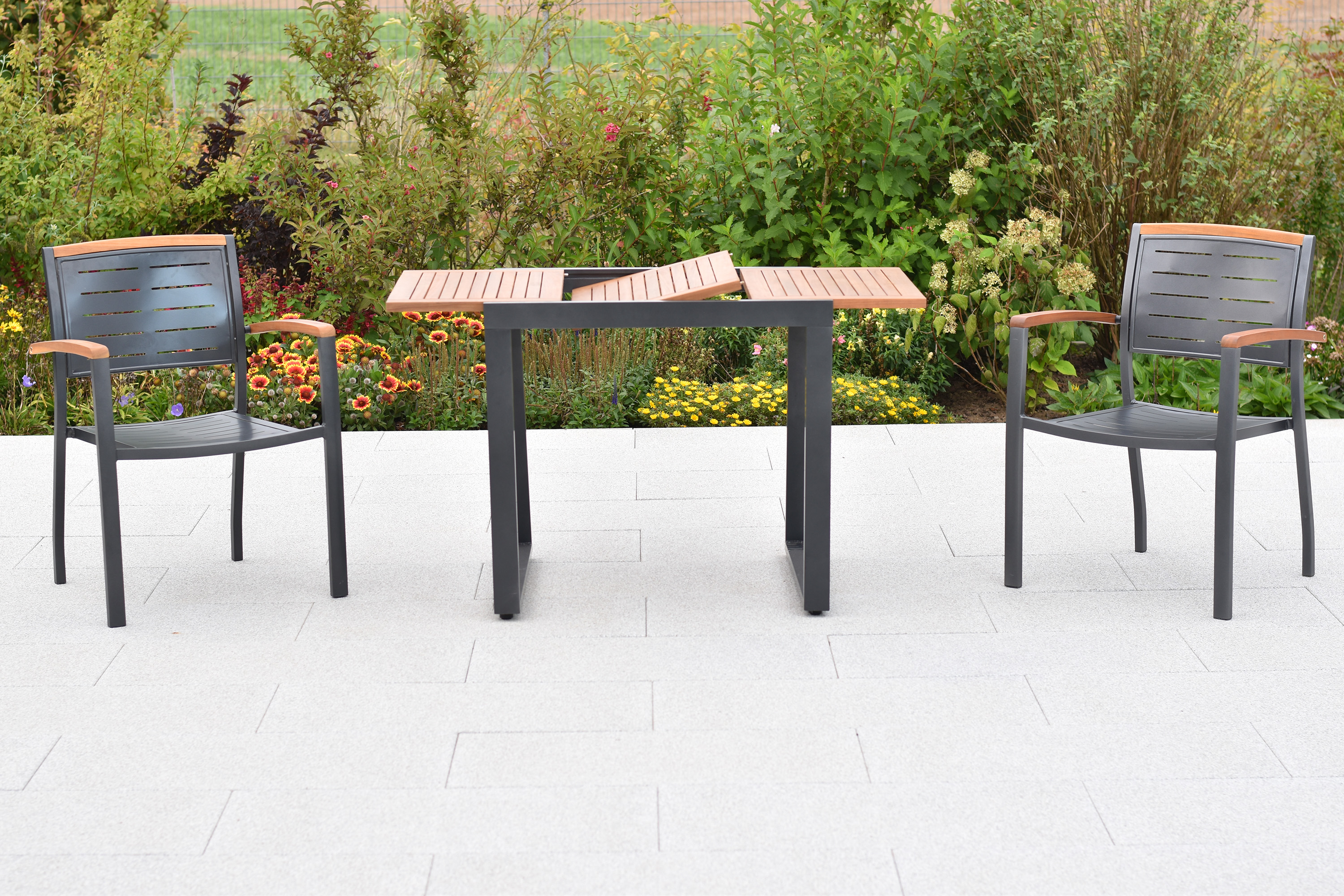 Tinos Set, 3tlg., Balkonausziehtisch, 80 (120) x 70 cm, Tischplatte aus Akazienholz Tinos Set, 3tlg., Balkonausziehtisch, 80 (120) x 70 cm, Tischplatte aus Akazienholz