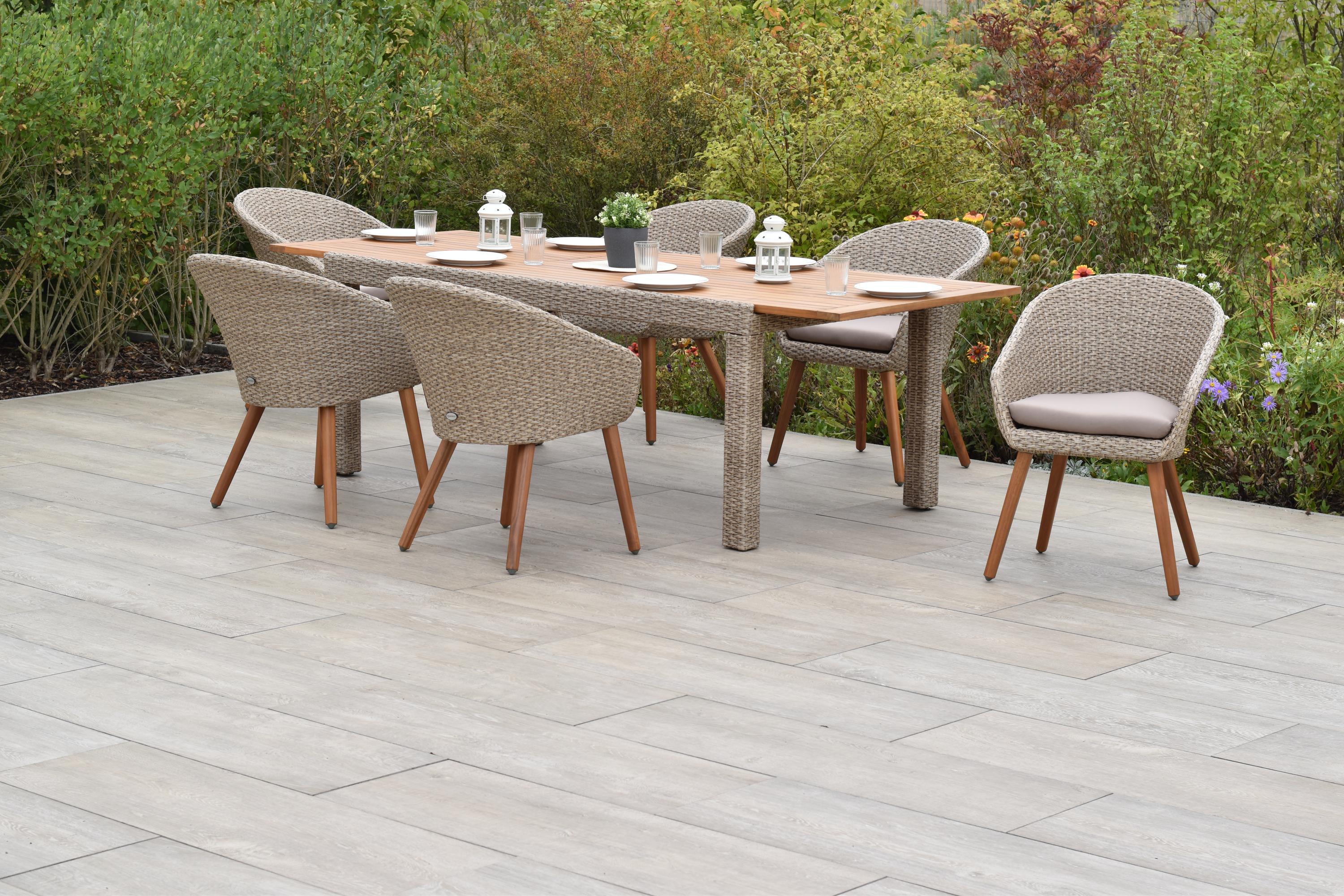 Arrone Set, 7tlg., Ausziehtisch 180/240 x 100 cm, inkl. Kissen Arrone Set, 7tlg., Ausziehtisch 180/240 x 100 cm, inkl. Kissen