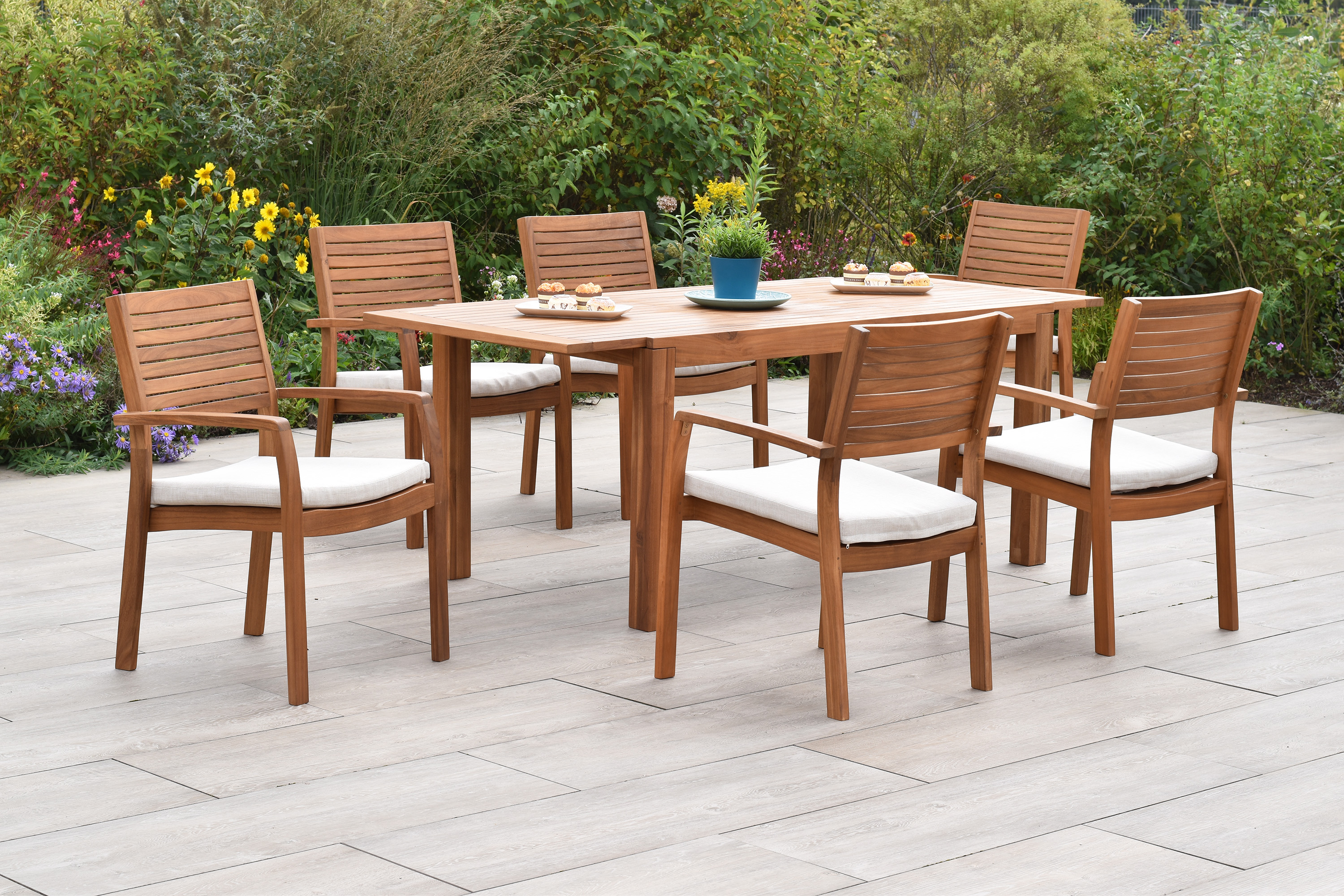 Batavia Set, 13tlg., inkl. Kissen, Ausziehtisch 150 /200 x 90 cm Batavia Set, 13tlg., inkl. Kissen, Ausziehtisch 150 /200 x 90 cm