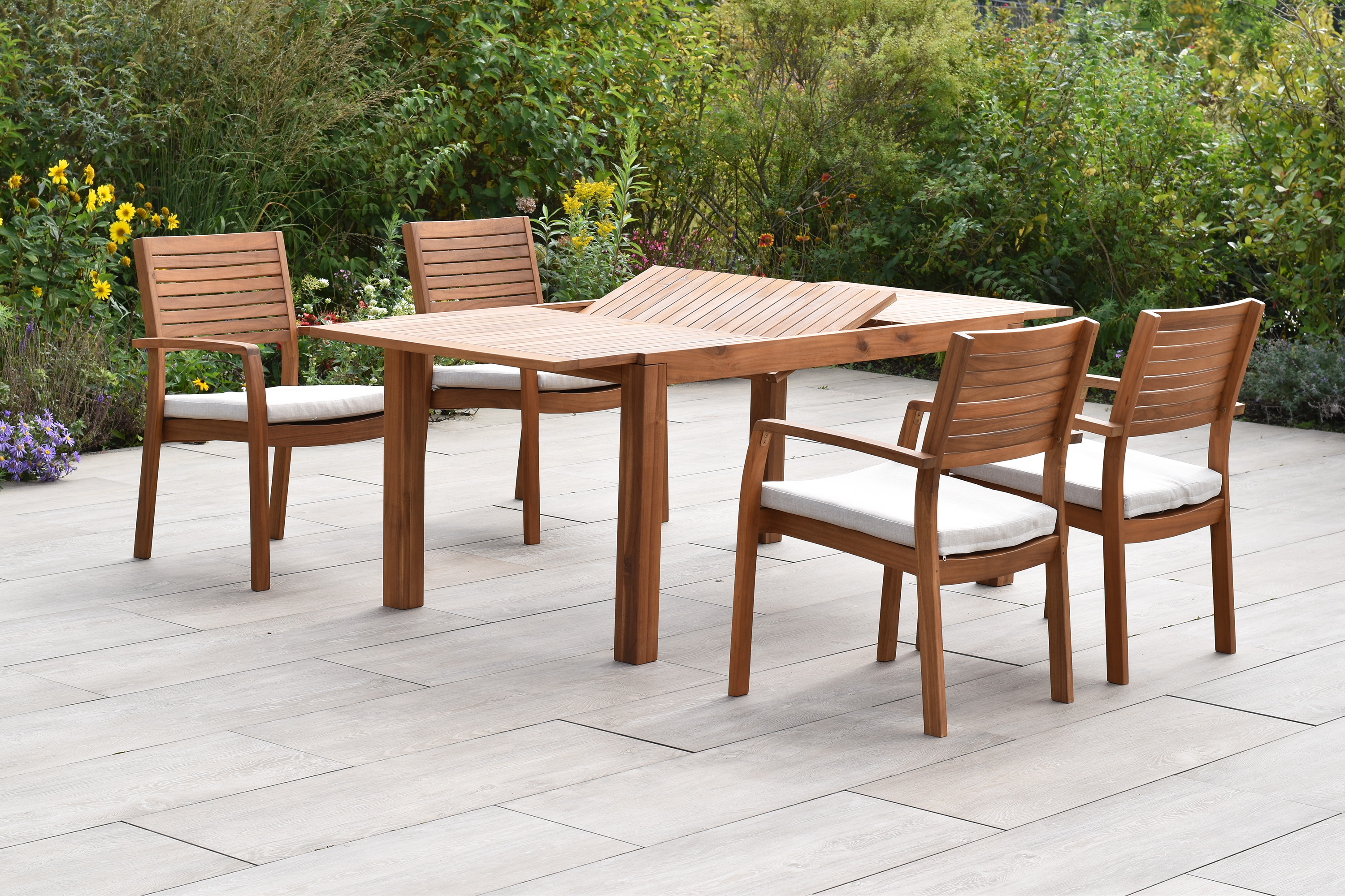 Batavia Set, 9tlg., Ausziehtisch 150/200 x90 cm, inkl. Kissen, 