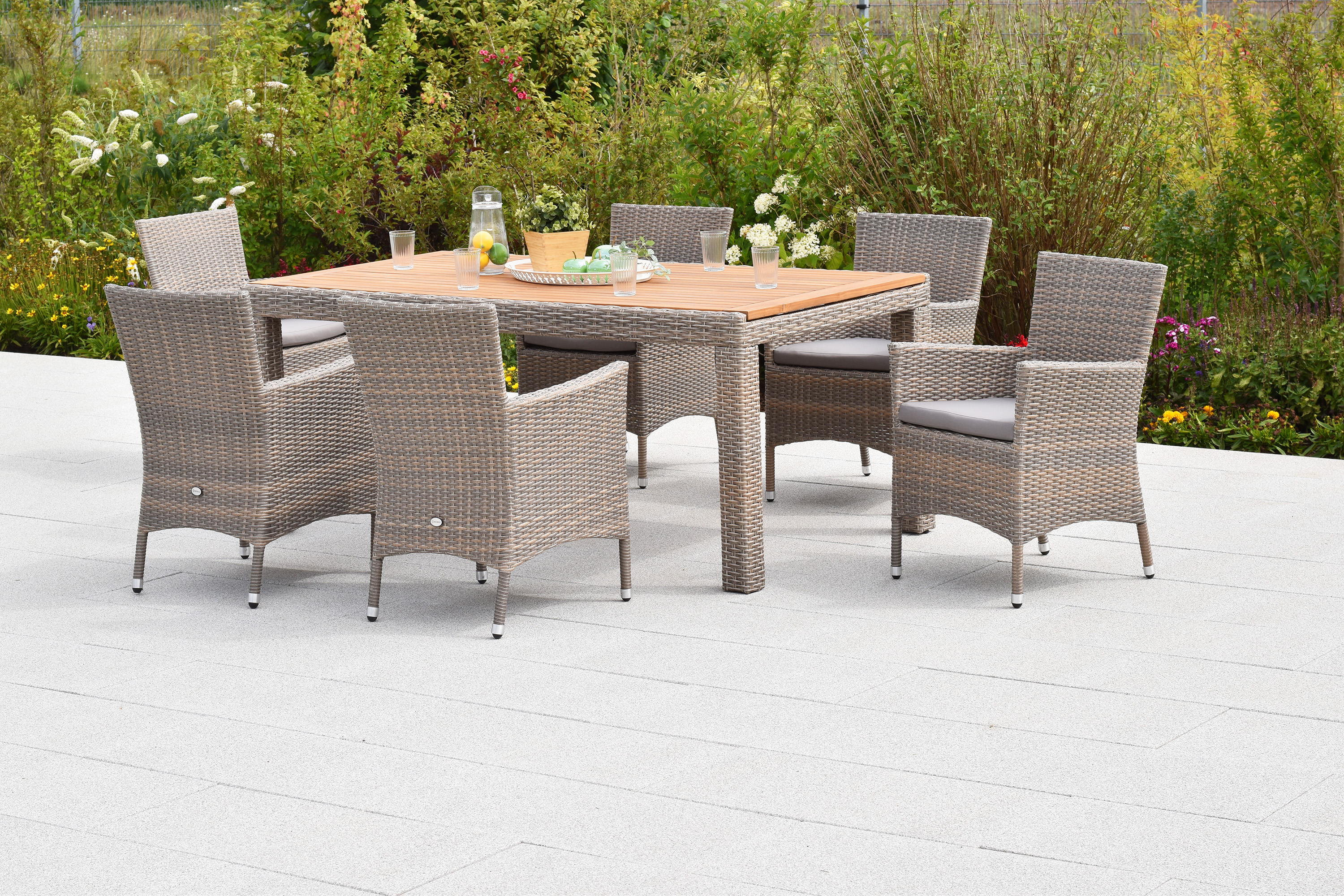Teneriffa Set, 13tlg., Ausziehtisch, 180/240 x 100 cm, Tischplatte aus Akazienholz, inkl. Kissen Teneriffa Set, 13tlg., Ausziehtisch, 180/240 x 100 cm, Tischplatte aus Akazienholz, inkl. Kissen