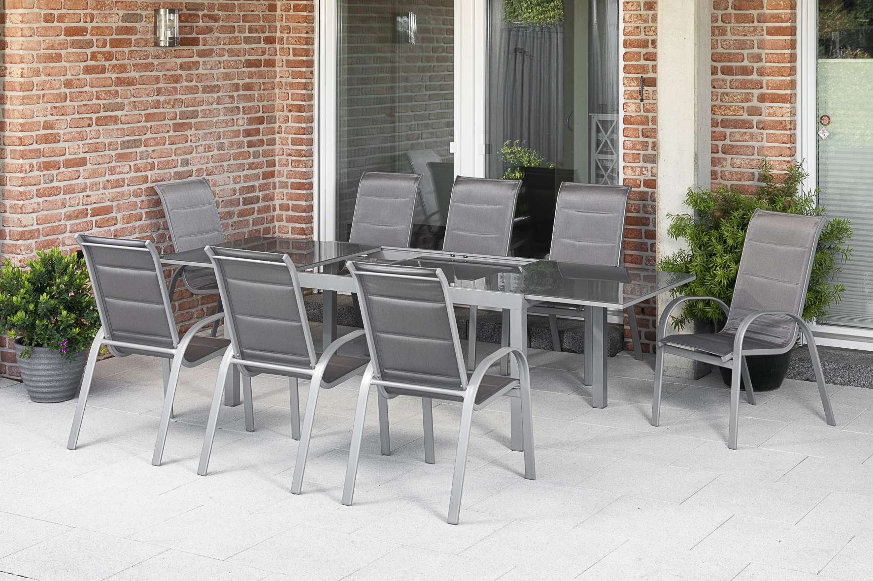 50329-330-2 Amalfi di lusso Set 9 tlg., 8 Stapelsessel, Ausziehtisch 200 (300) x 100 cm, diamantbraun
