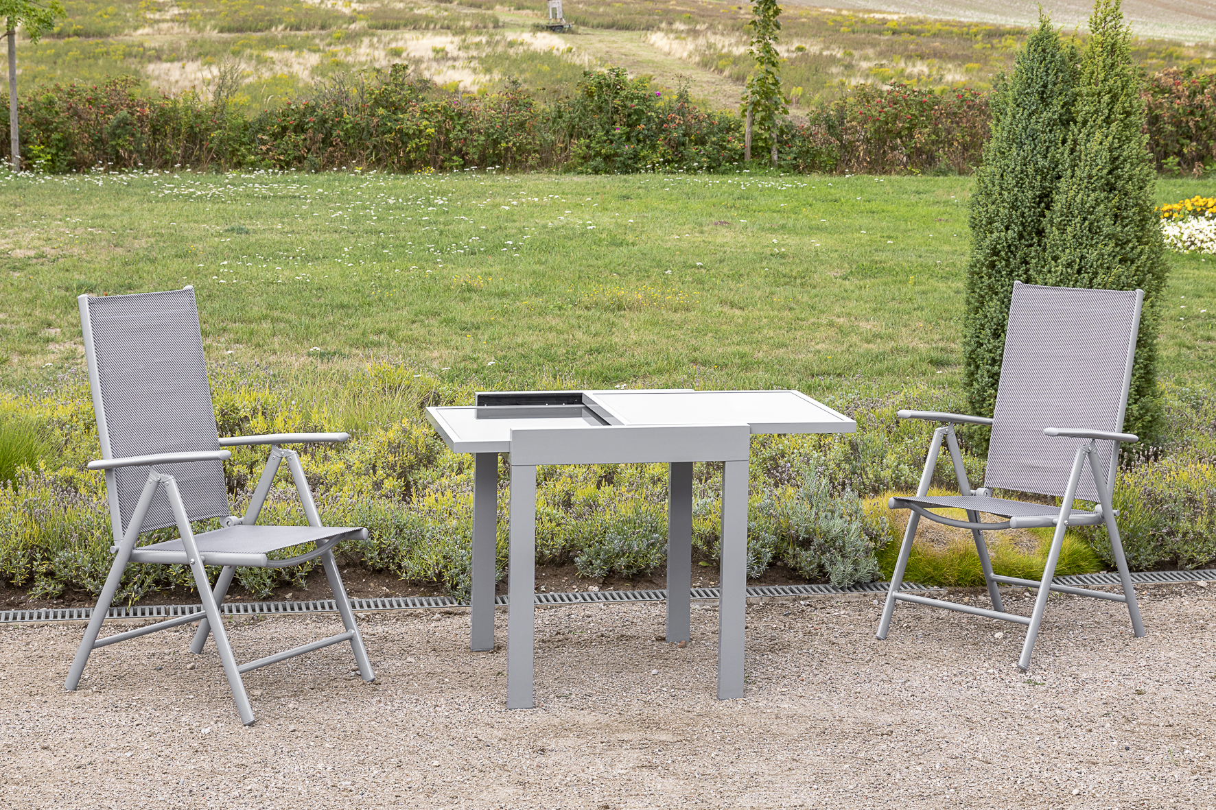50351-330-3 Amalfi Set 3 tlg., 2 Klappsessel, Ausziehtisch 65 (130) x 65 cm, diamantbraun