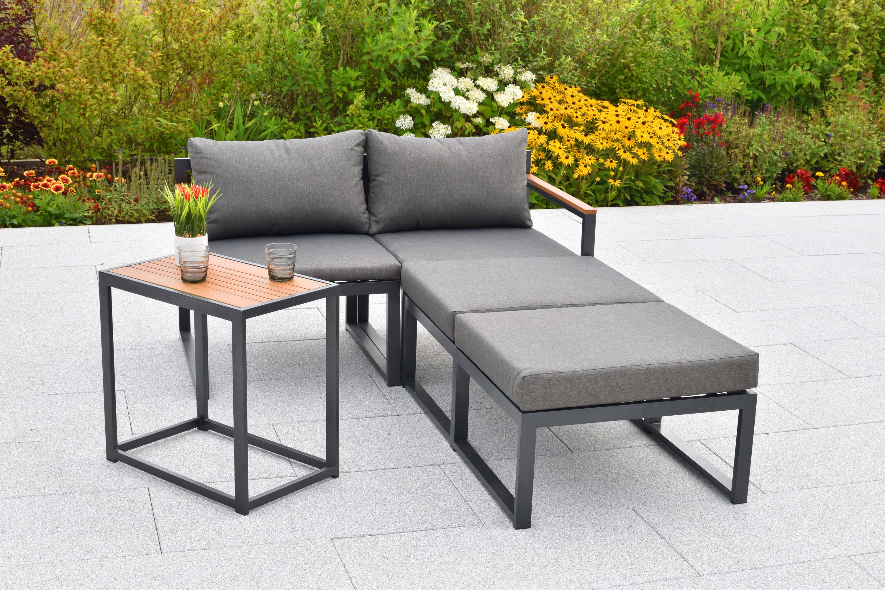 Lindos Set, 2 Sessel, 2 Hocker, Tisch 35 x 55 cm, inkl. Sitz- und Rückenkissen 