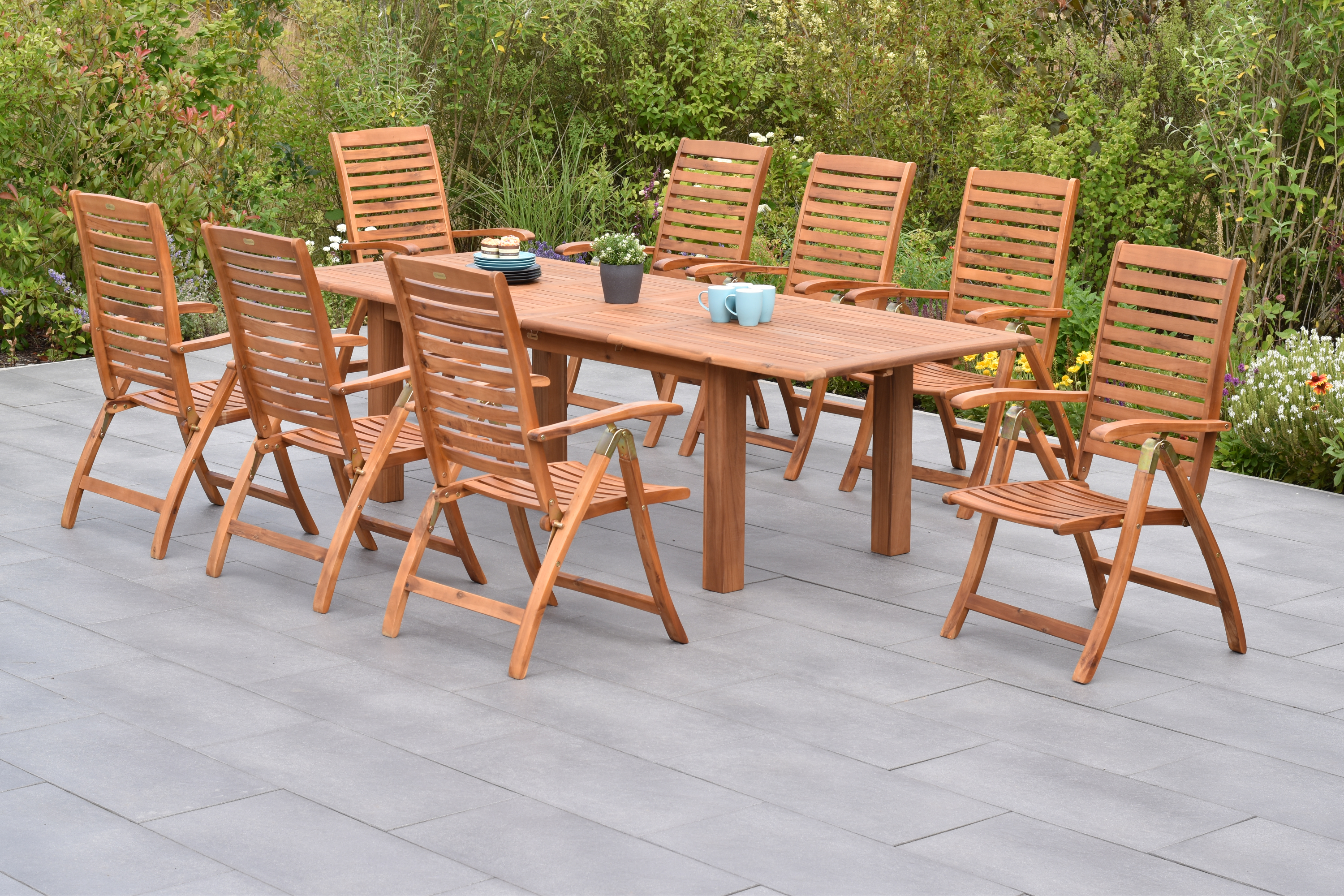 Paraiba Set 9tlg., 8 Klappsessel, Doppelausziehtisch 180 (220/260) x 100 cm Paraiba Set 9tlg., 8 Klappsessel, Doppelausziehtisch 180 (220/260) x 100 cm