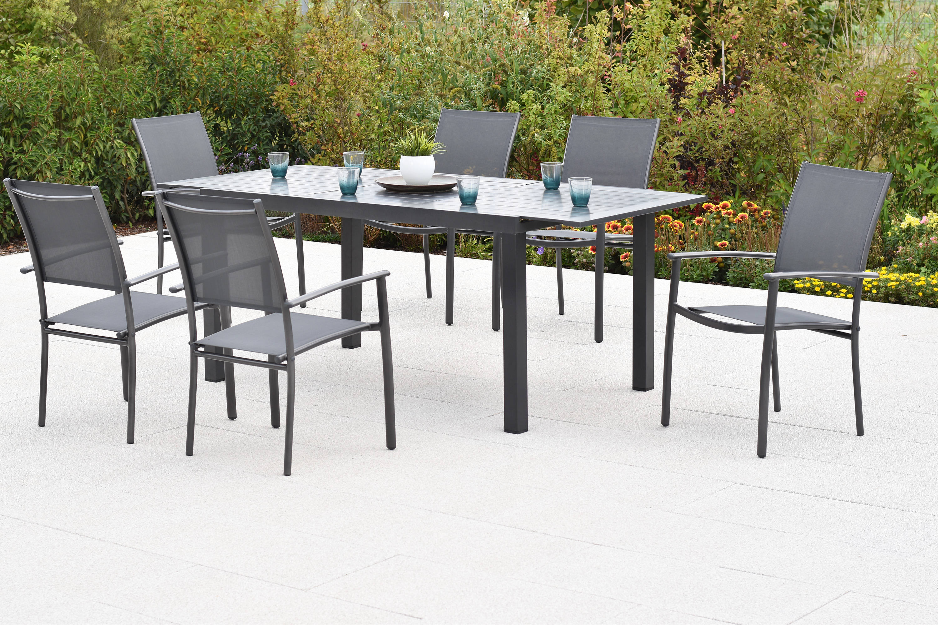 Milano Set 7tlg., 6 Stapelsessel, Ausziehtisch, 150 (200) x 90 cm