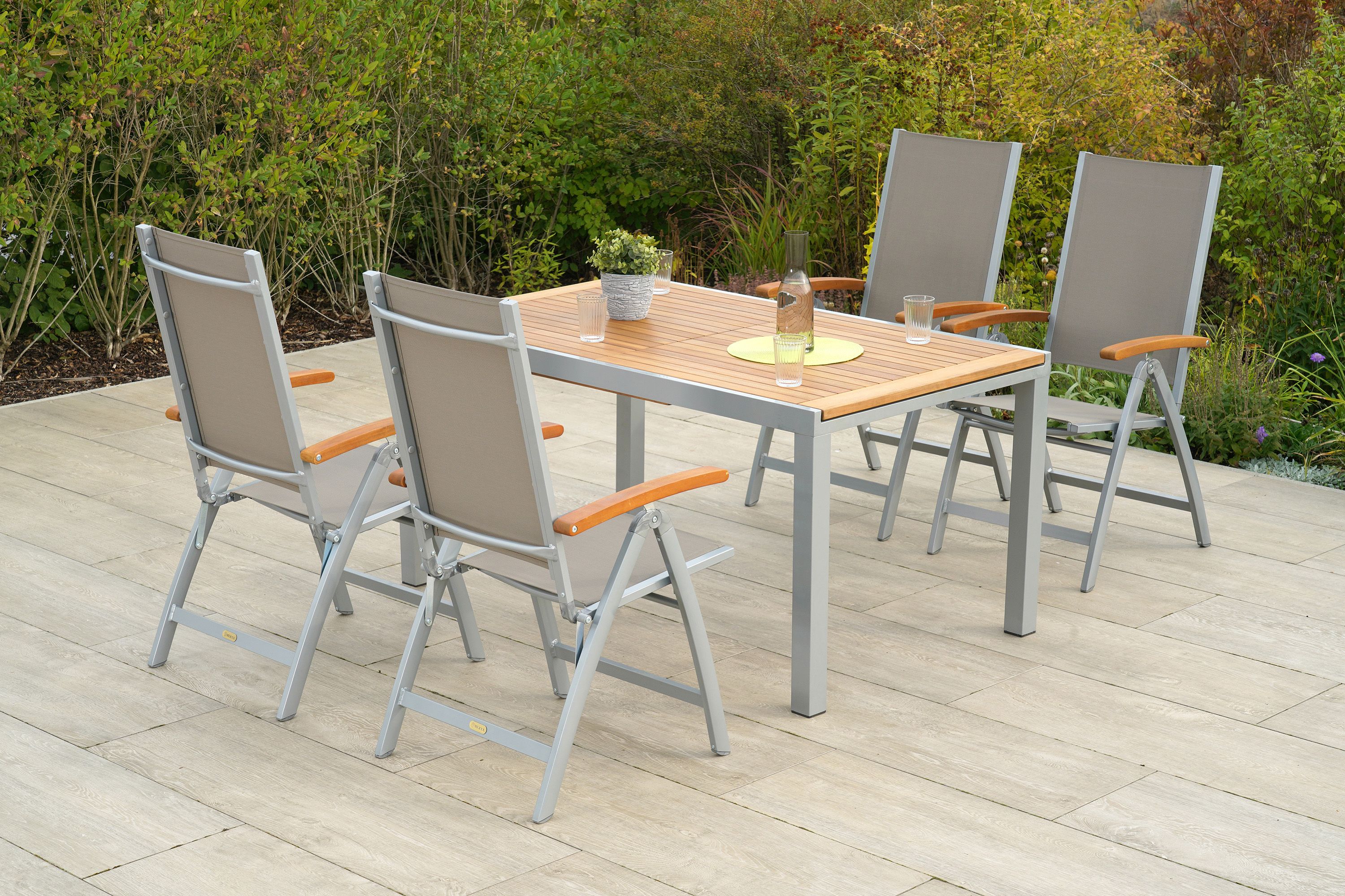 Naxos-Set-5tlg-4x-22005-309-21605-219-SS-HD-1 Naxos Set 5tlg., 4 Klappsessel, Ausziehtisch 150 (200) x 90 cm, silber