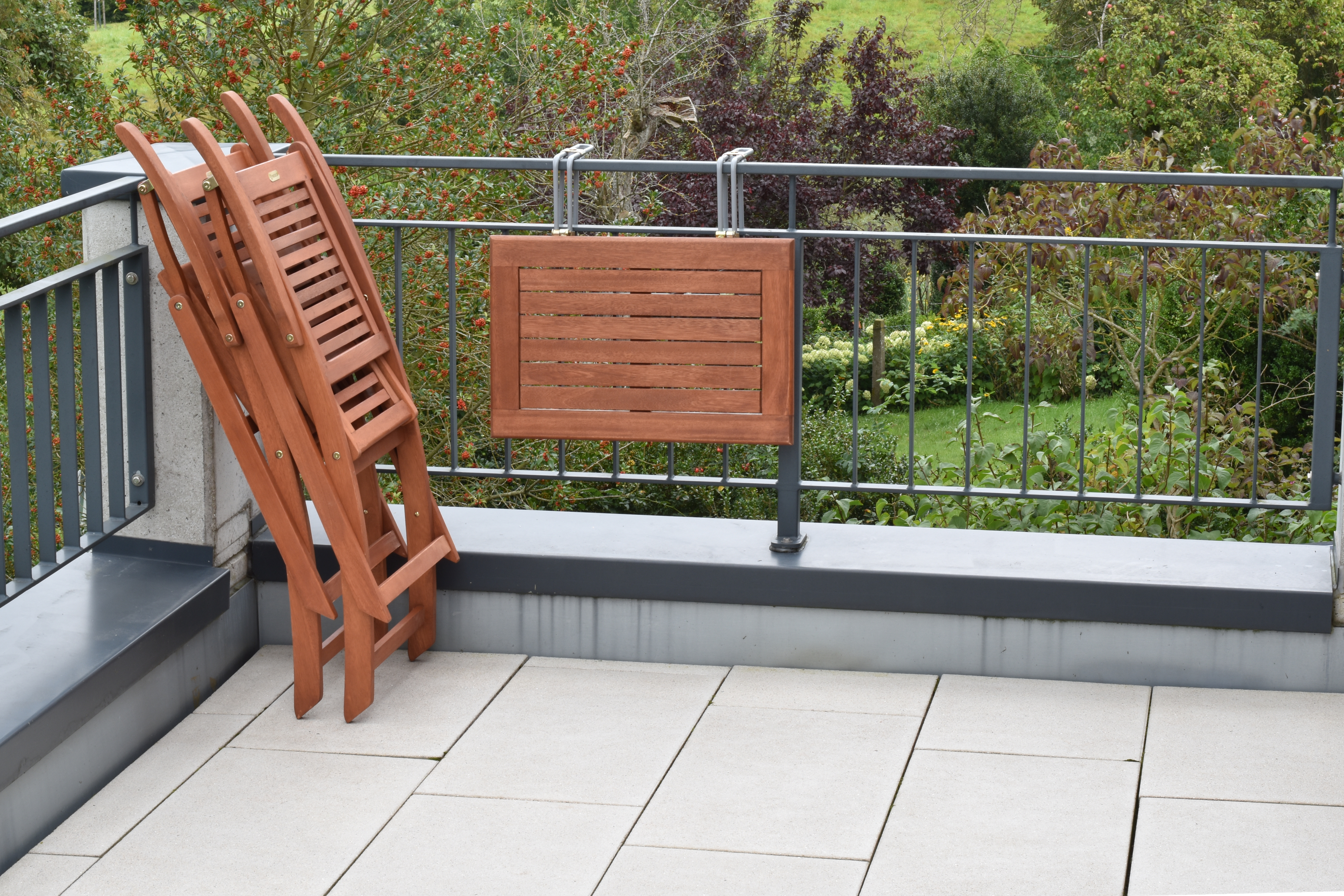Cordoba Set, 3tlg., 2 Klappstühle, Tisch 60 x 40 cm Cordoba Set, 3tlg., 2 Klappstühle, Tisch 60 x 40 cm